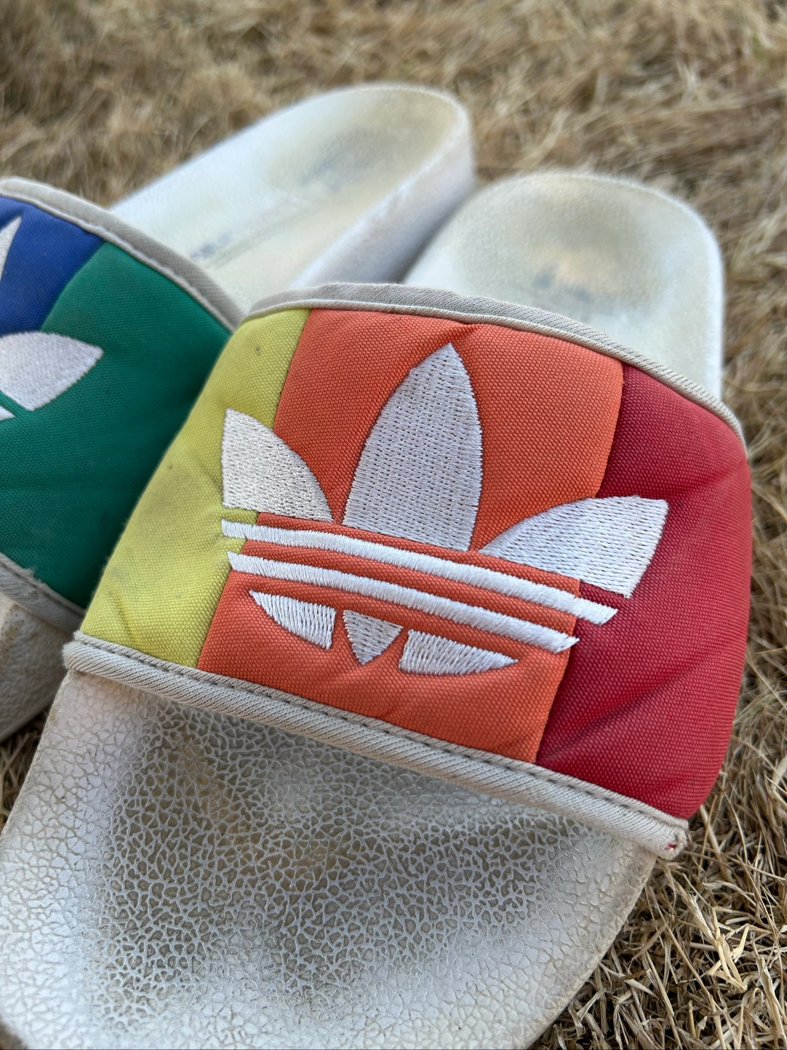 Zapatillas adidas Pride mujer blancas talla 37 edición Pride – photo 4